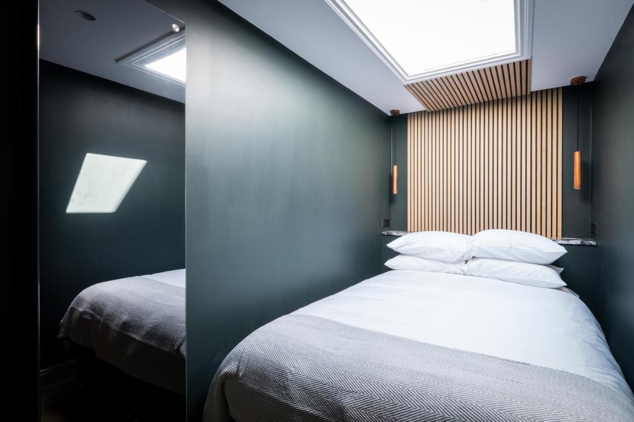 Craig'S Suites Windermere Bagian luar foto