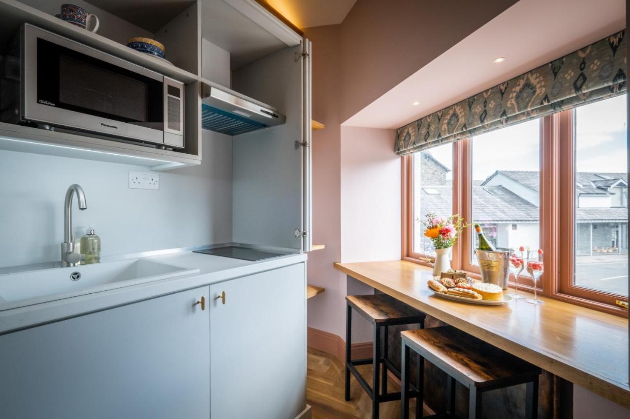 Craig'S Suites Windermere Bagian luar foto