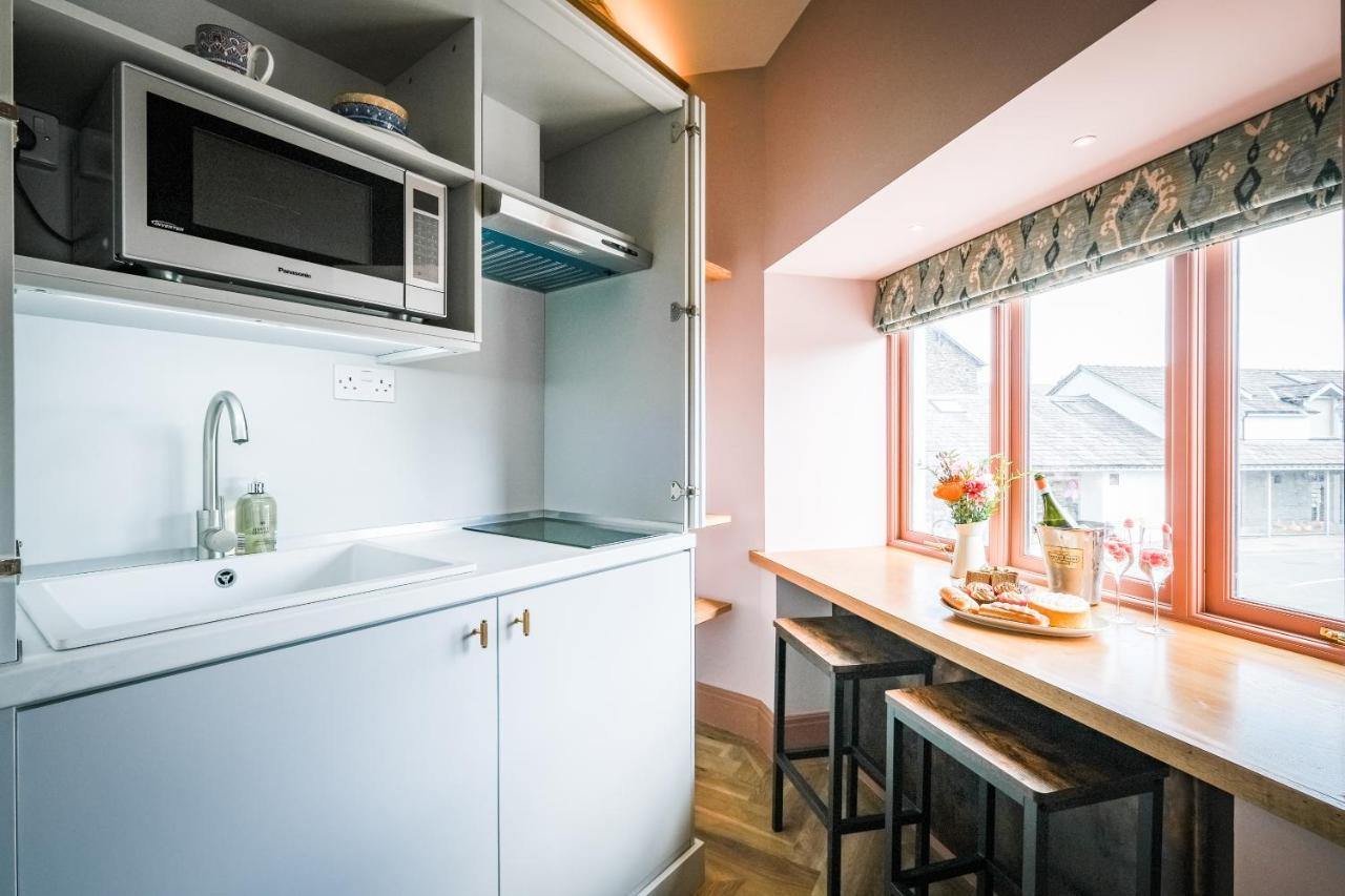 Craig'S Suites Windermere Bagian luar foto
